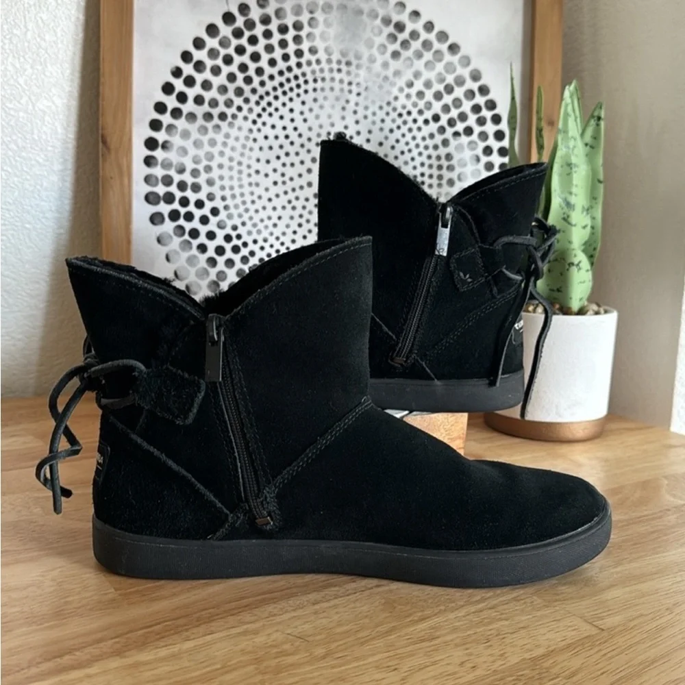 UGG Koolaburra Womens Shazi Short Suede Ankle Cold Weather Boots Size 7